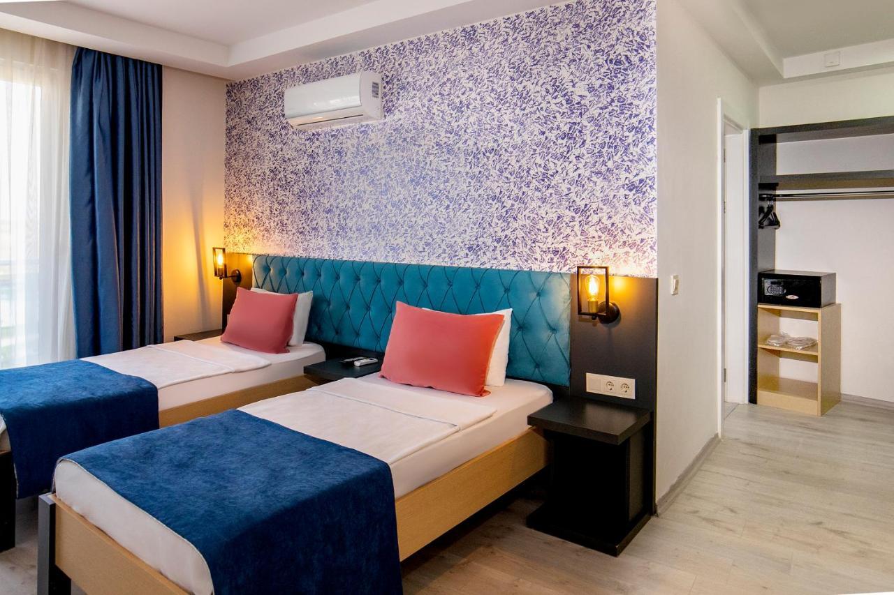 Royal Towers Lara Hotel Kemeragzi 外观 照片