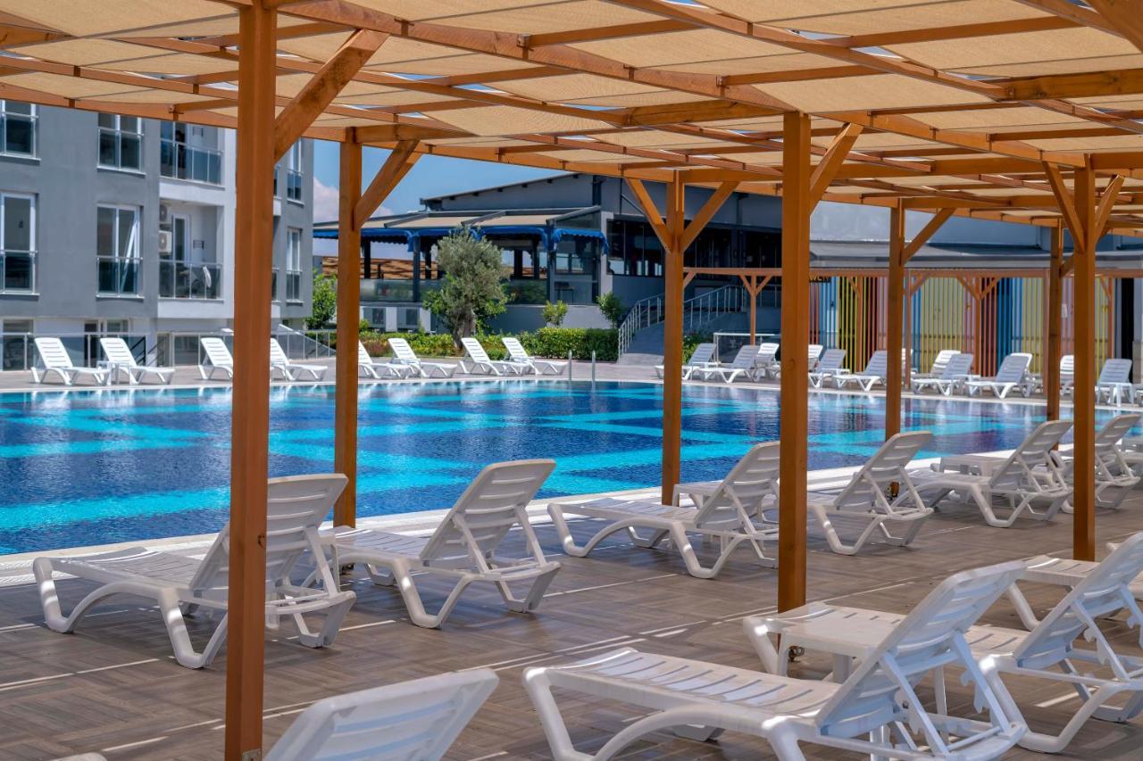 Royal Towers Lara Hotel Kemeragzi 外观 照片