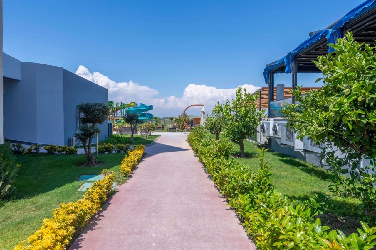 Royal Towers Lara Hotel Kemeragzi 外观 照片
