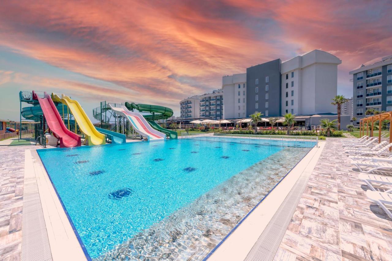 Royal Towers Lara Hotel Kemeragzi 外观 照片